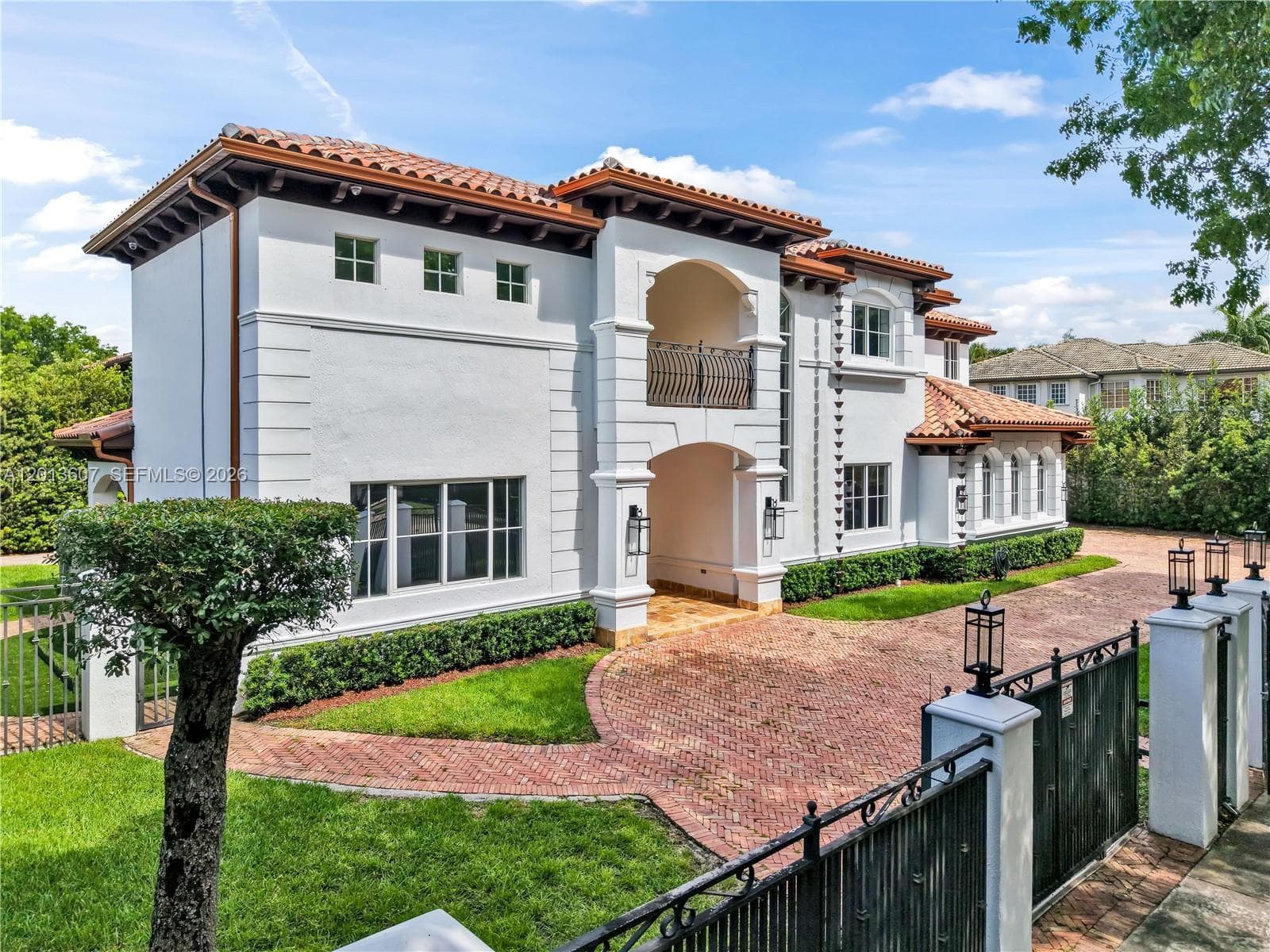 16763 NW 77th Path, Miami Lakes FL 33016 — 36