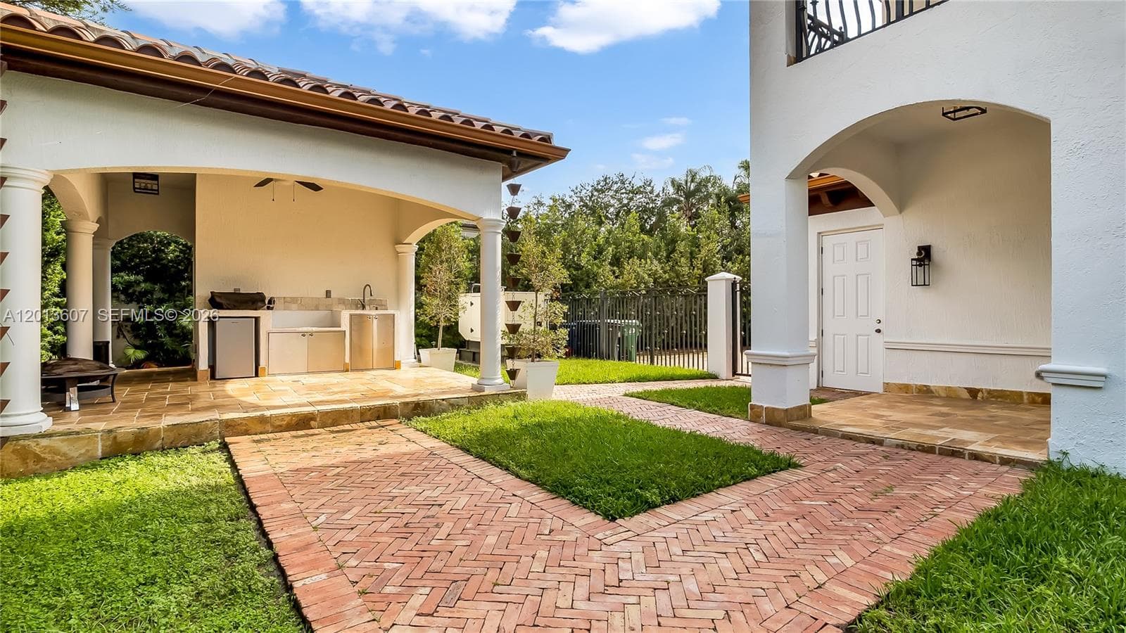 16763 NW 77th Path, Miami Lakes FL 33016 — 9