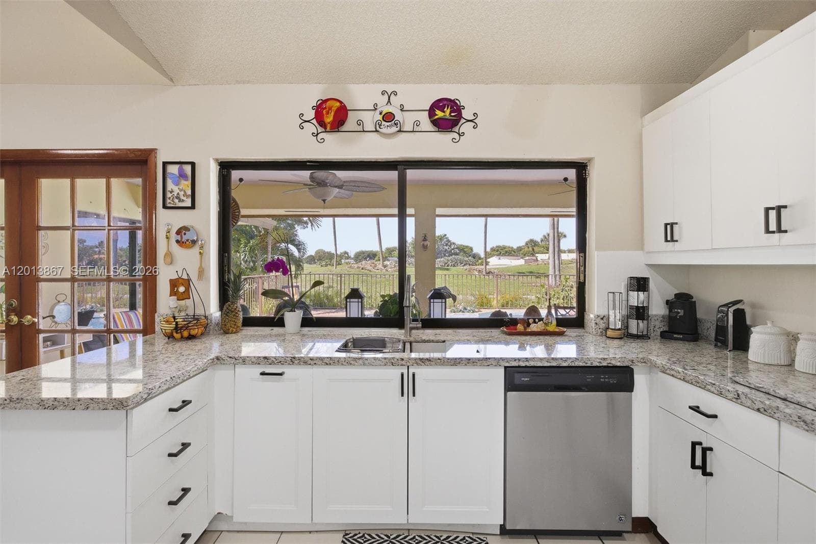 7200 N Oakmont Dr, Hialeah FL 33015 — 14
