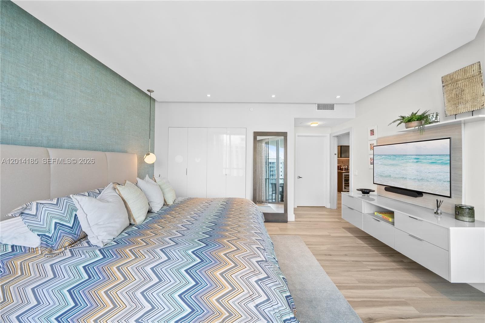 17111 Biscayne Blvd # 2107, North Miami Beach FL 33160 — 20
