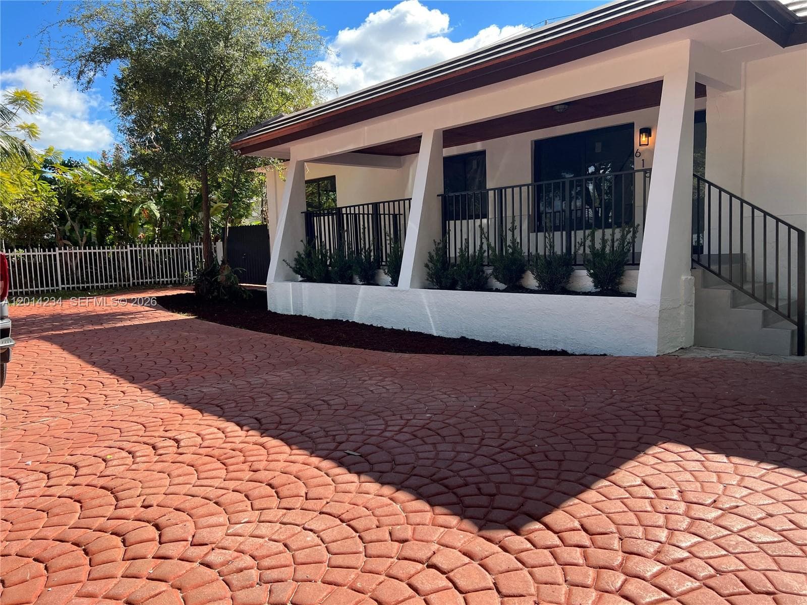 6150 SW 16th St, West Miami FL 33155 — 3