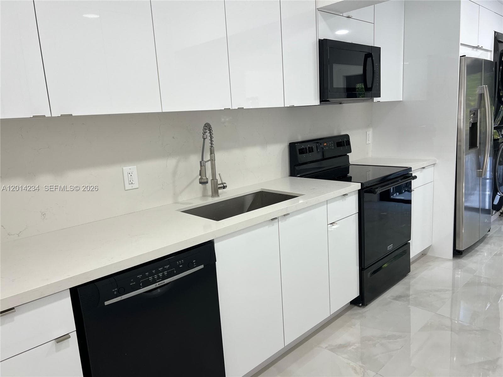 6150 SW 16th St, West Miami FL 33155 — 10