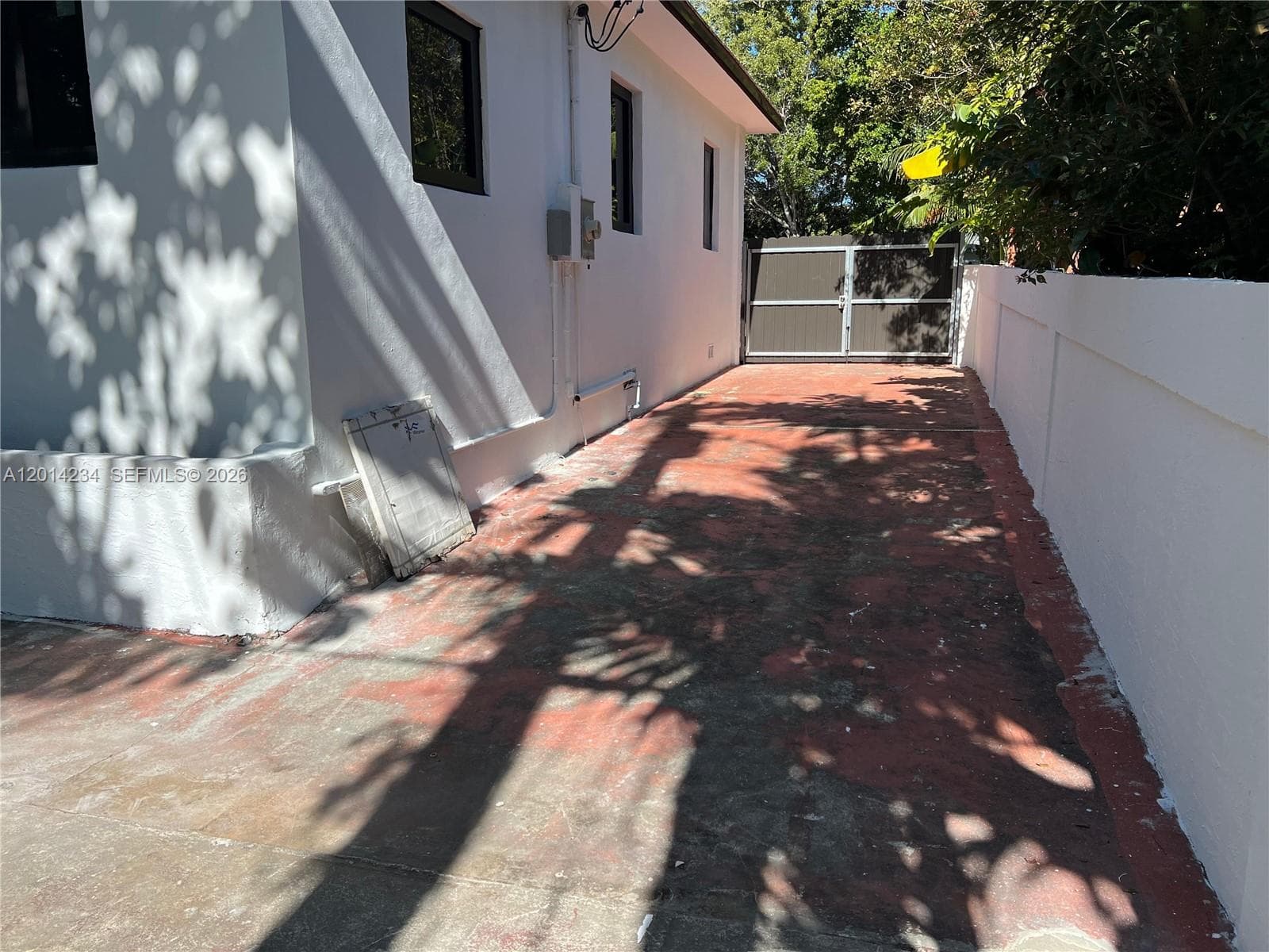 6150 SW 16th St, West Miami FL 33155 — 29