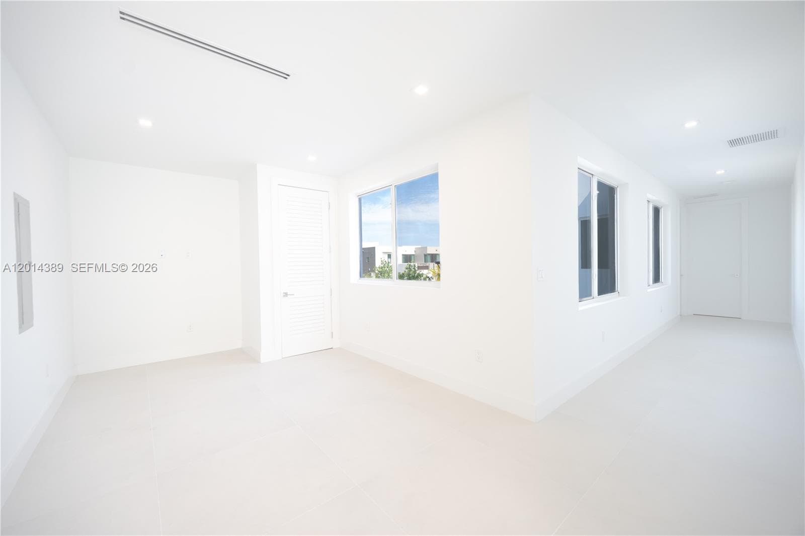 10381 NW 67th Ter, Doral FL 33178 — 36