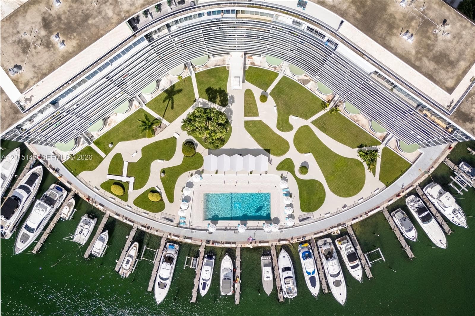 900 Bay Dr DS14, Miami Beach FL 33141 — 2
