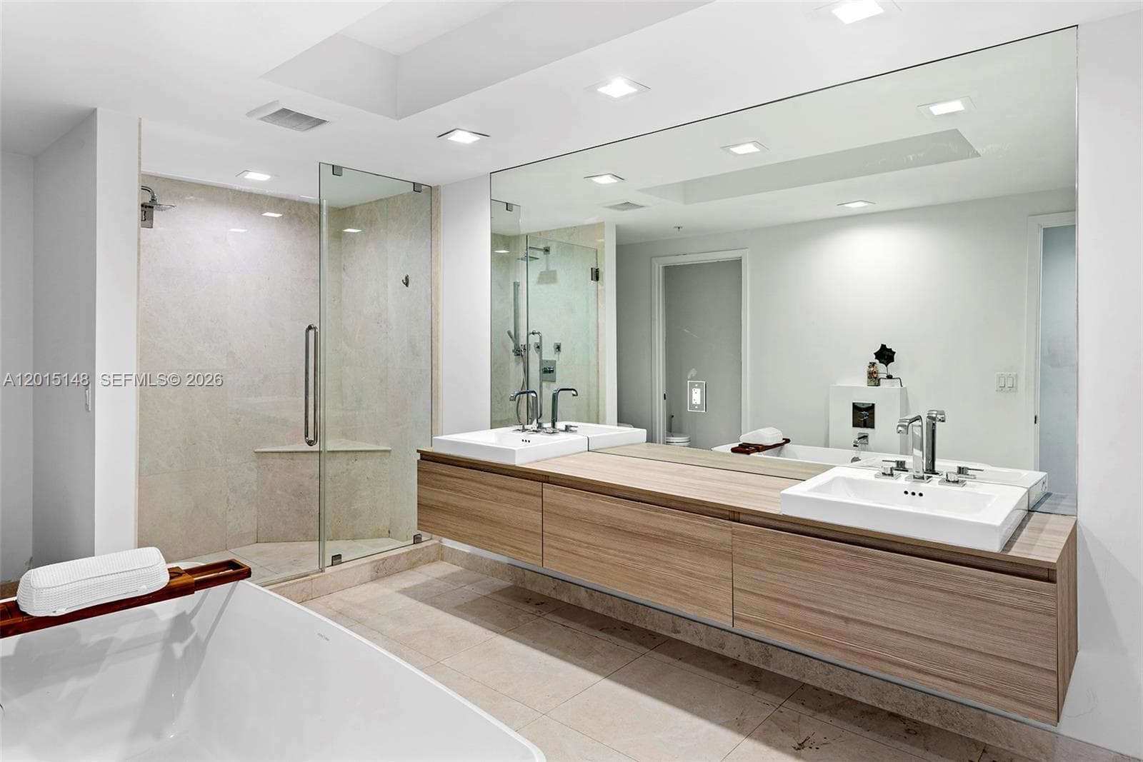17111 Biscayne Blvd # 606, North Miami Beach FL 33160 — 21
