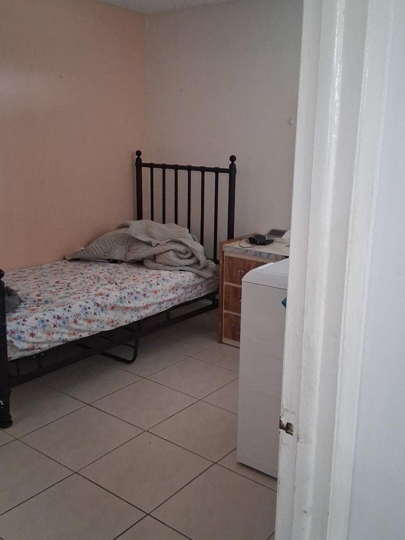 4050 NW 135th Street # 9, Opa-Locka FL 33054 — 3