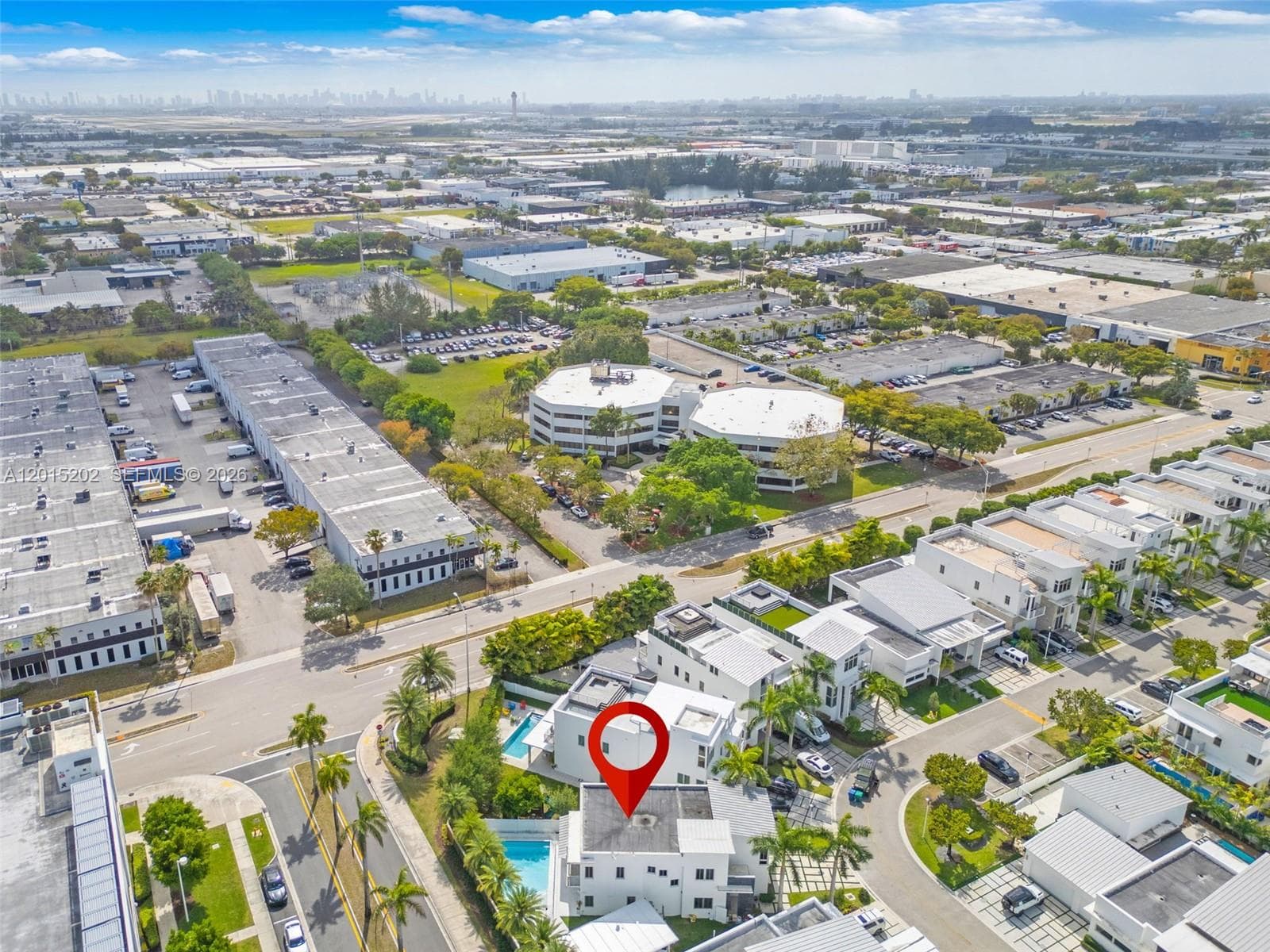 8221 NW 34th Dr, Doral FL 33122 — 46