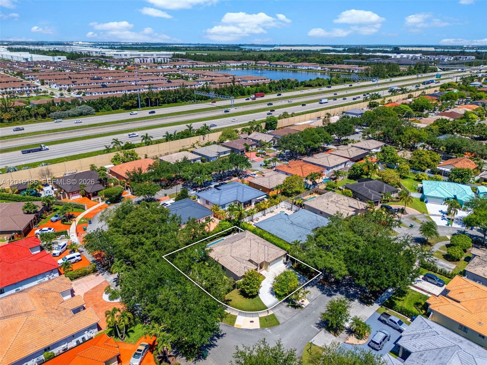 16238 NW 91st Ave, Miami Lakes FL 33018 — 51