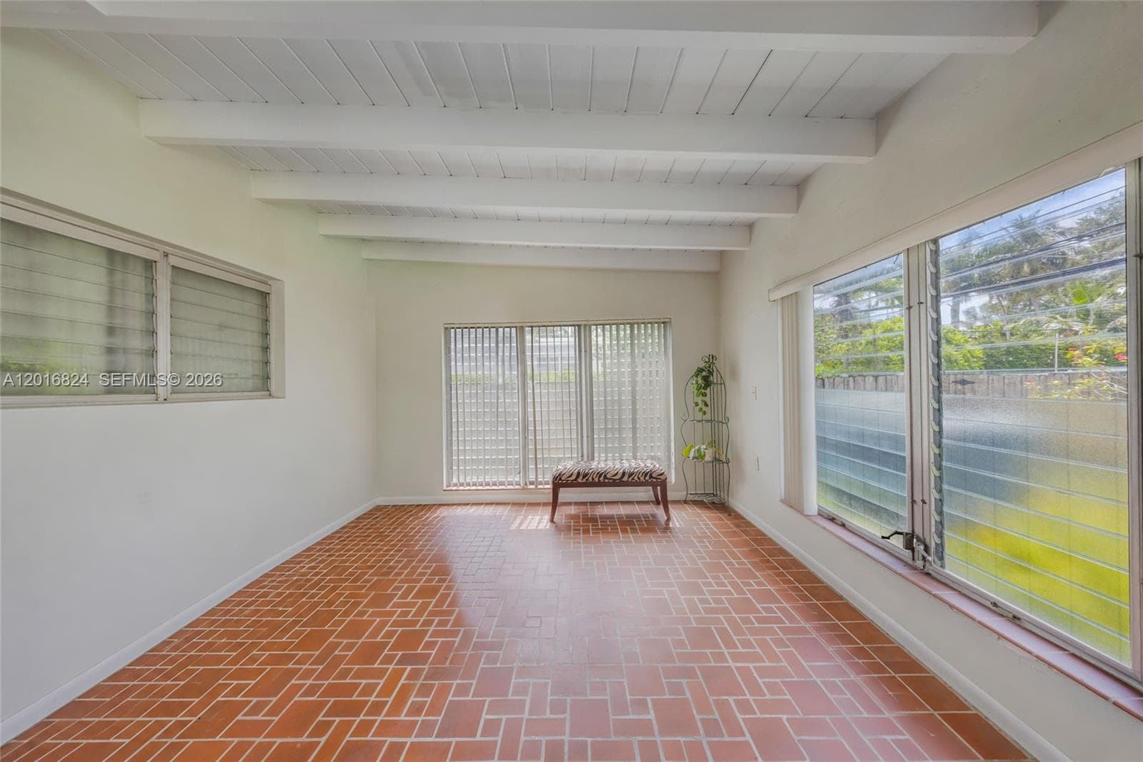 400 Morningside Dr, Miami Springs FL 33166 — 27