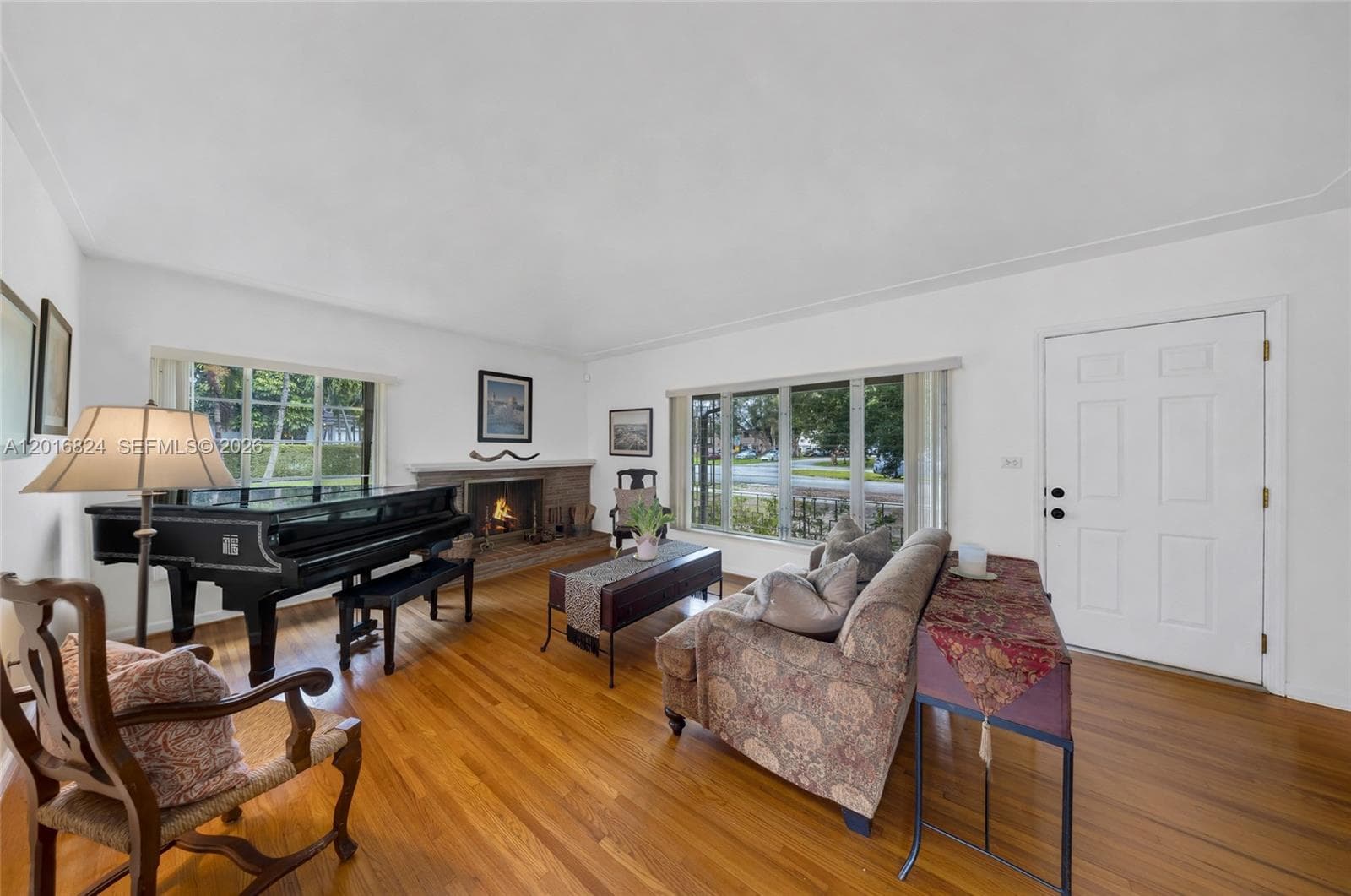 400 Morningside Dr, Miami Springs FL 33166 — 7