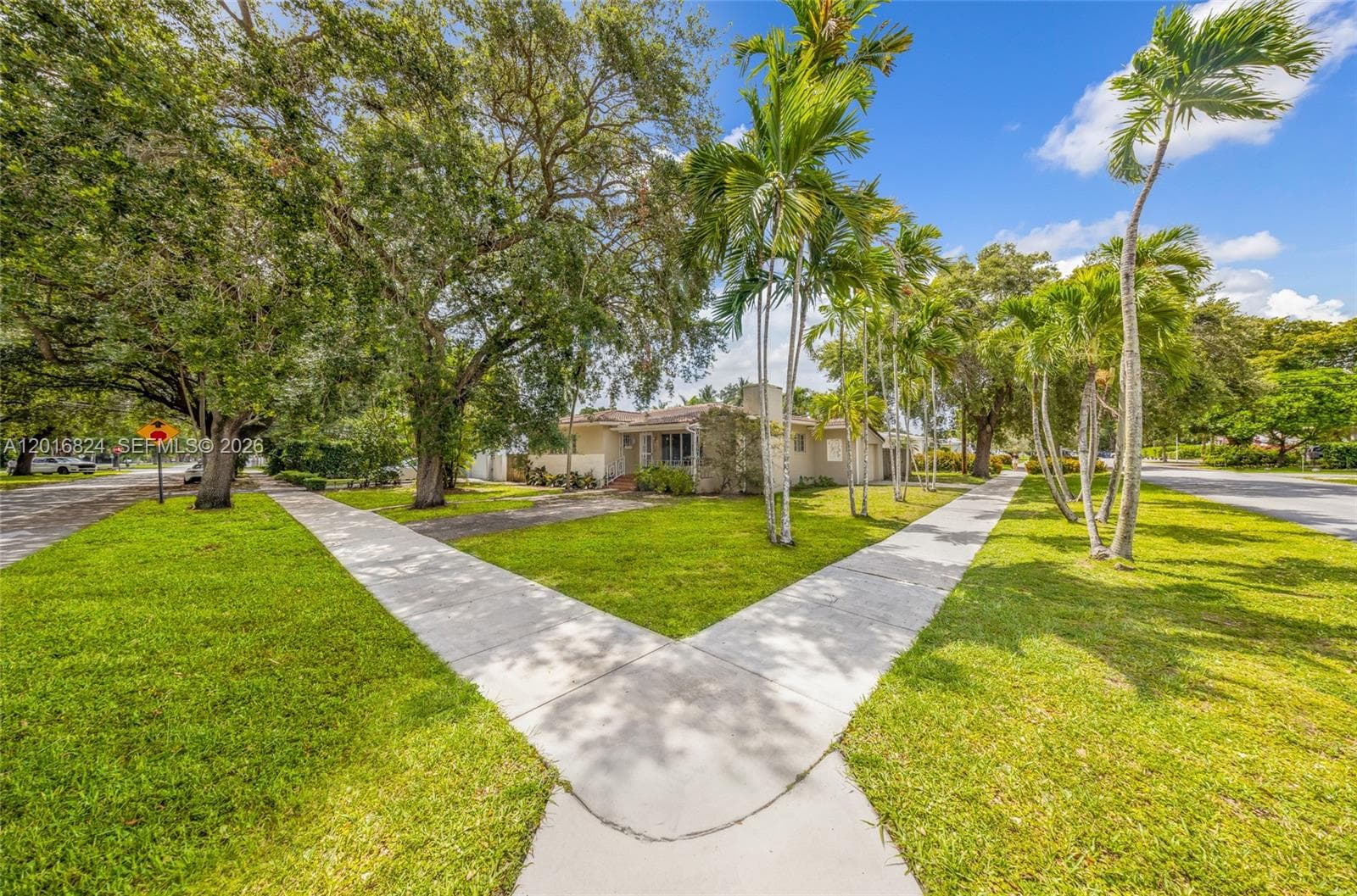 400 Morningside Dr, Miami Springs FL 33166 — 36