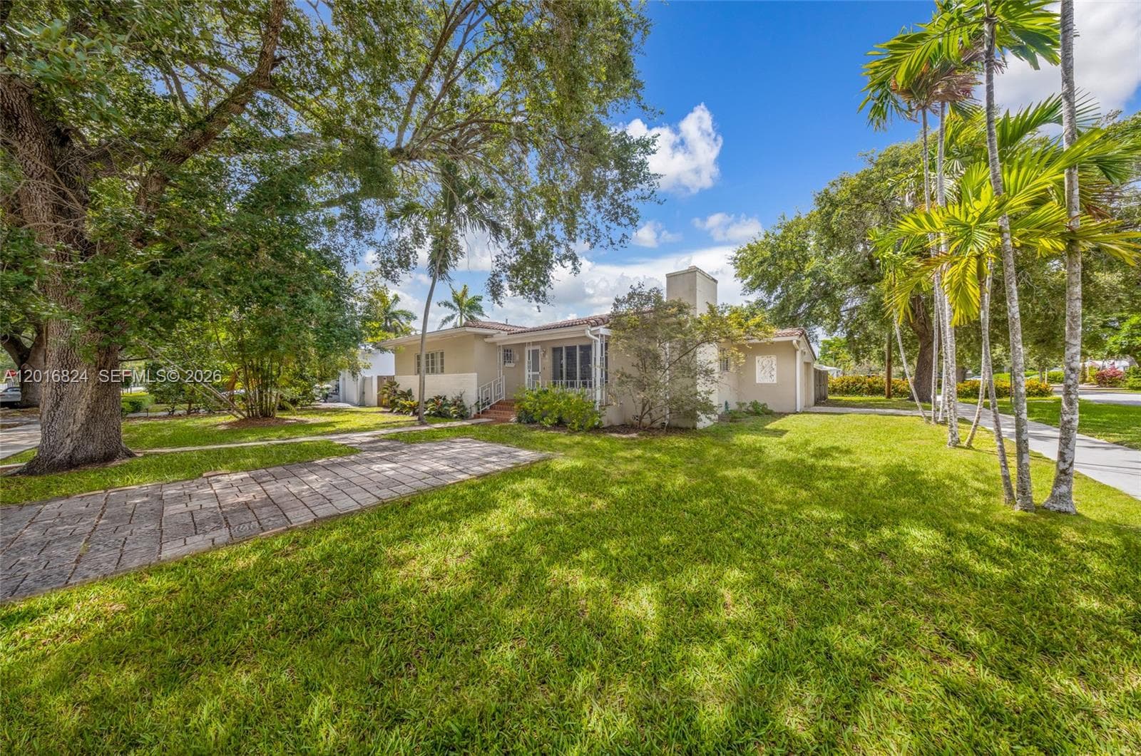 400 Morningside Dr, Miami Springs FL 33166 — 32