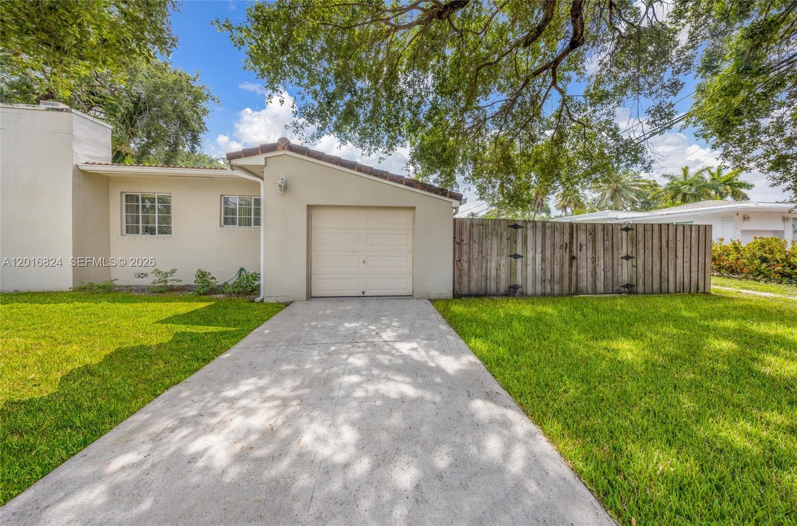 400 Morningside Dr, Miami Springs FL 33166 — 33
