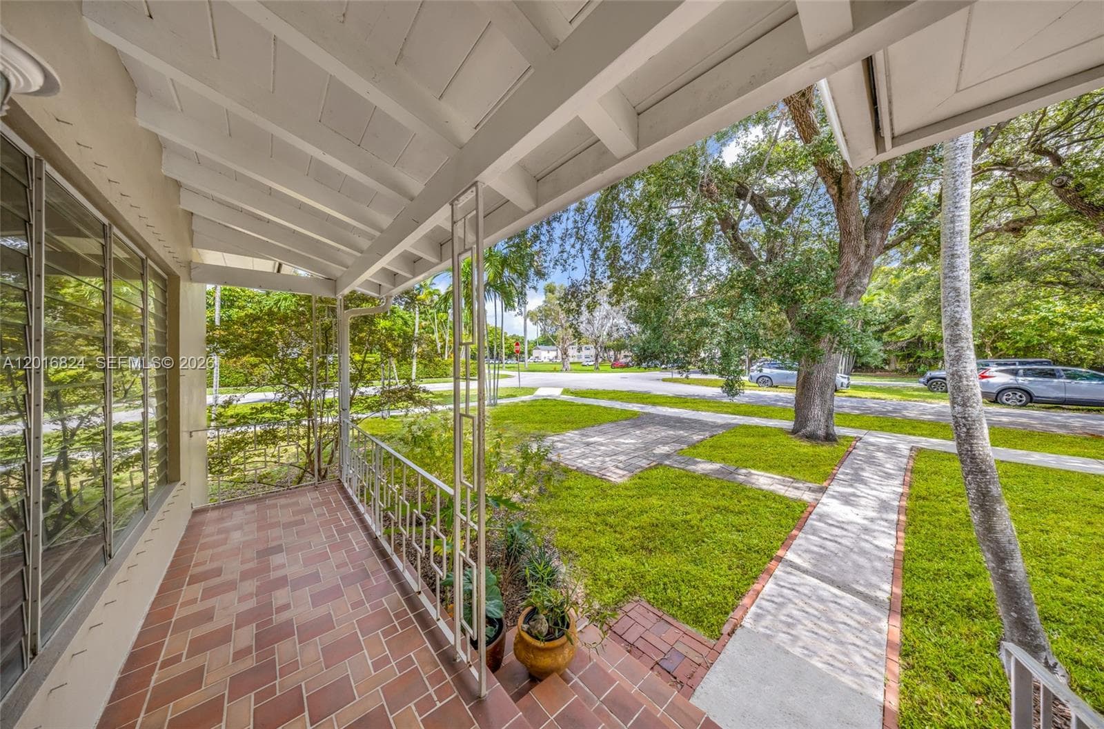 400 Morningside Dr, Miami Springs FL 33166 — 4
