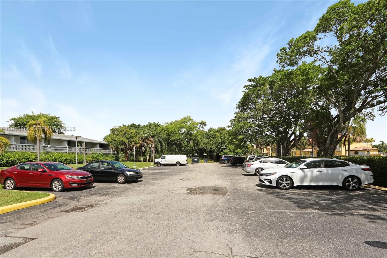 750 NE 195th St, Miami FL 33179 — 47