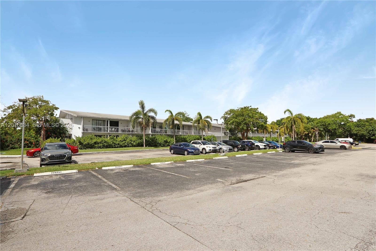 750 NE 195th St, Miami FL 33179 — 44