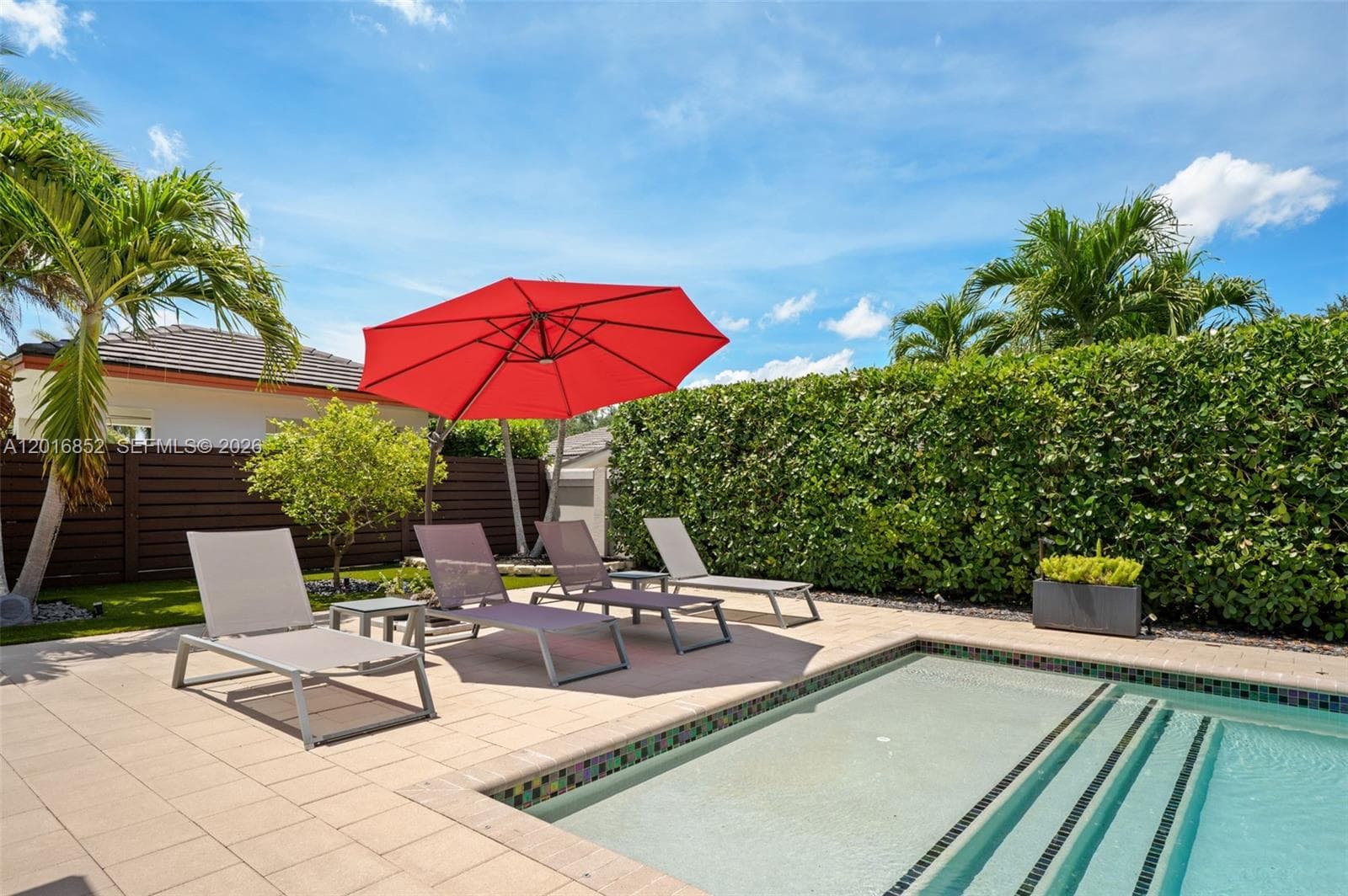 8915 NW 161st Ter, Miami Lakes FL 33018 — 23