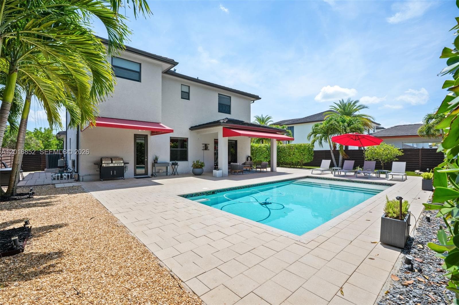 8915 NW 161st Ter, Miami Lakes FL 33018 — 1