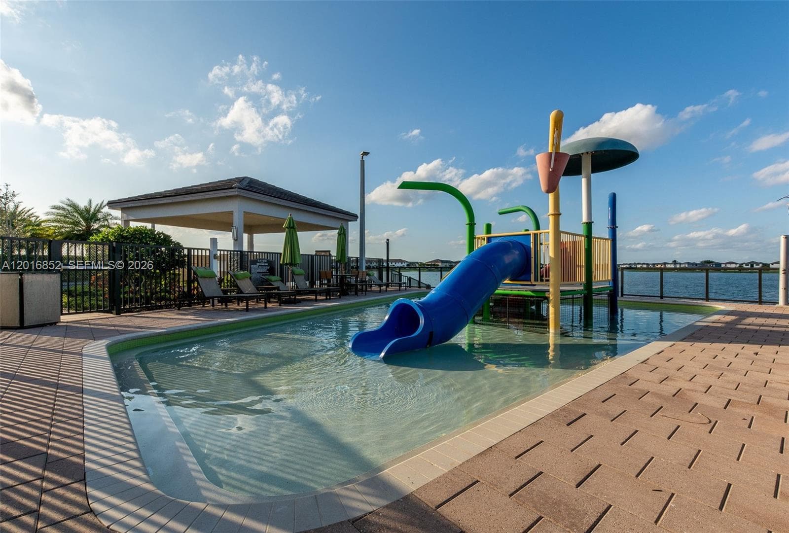 8915 NW 161st Ter, Miami Lakes FL 33018 — 34