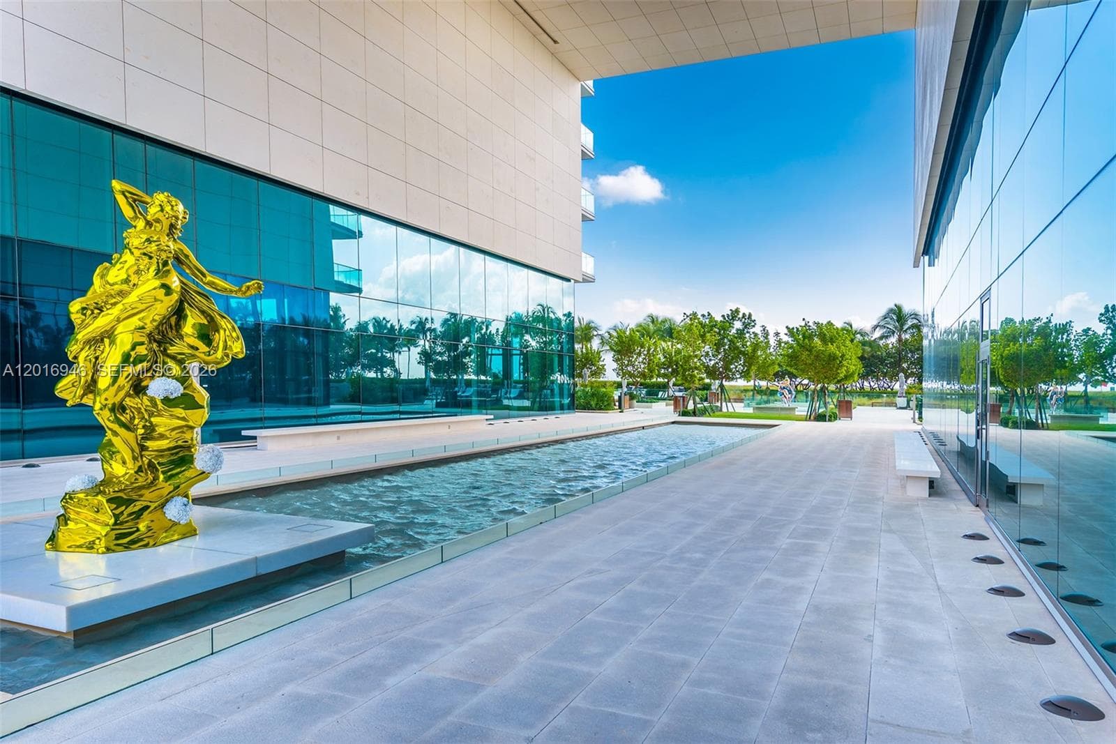 10201 Collins Ave # 1806, Bal Harbour FL 33154 — 30