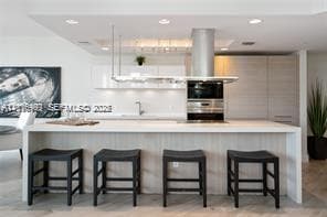 17111 Biscayne Blvd # 209, North Miami Beach FL 33160 — 9
