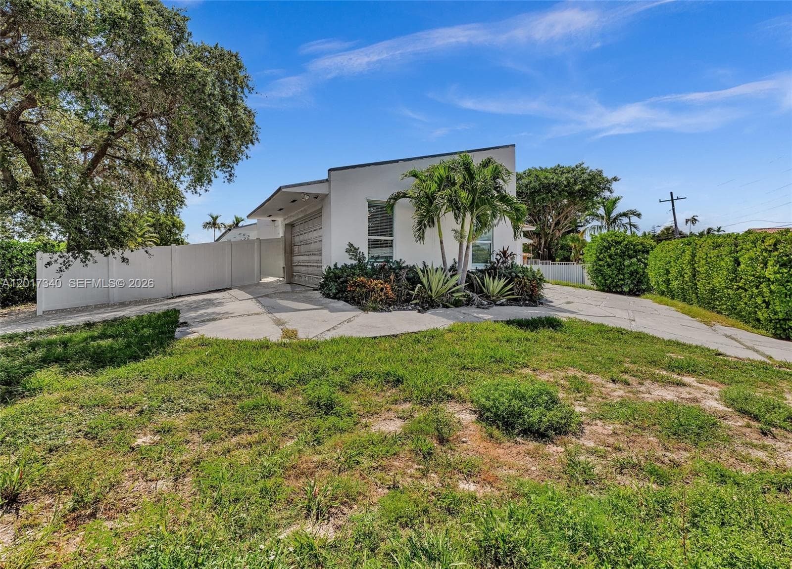 2001 NE 122nd Rd, North Miami FL 33181 — 24