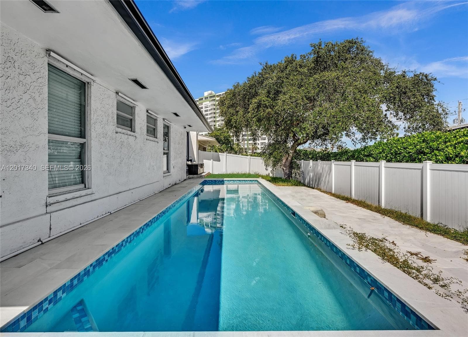 2001 NE 122nd Rd, North Miami FL 33181 — 21
