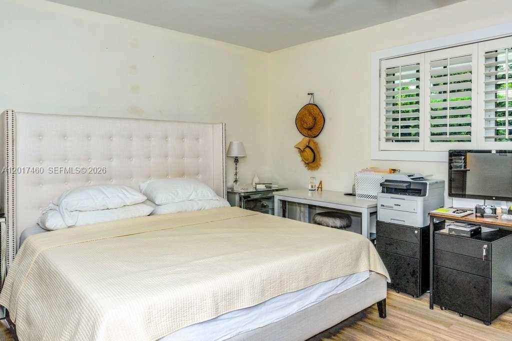 15761 Turnberry Dr, Miami Lakes FL 33014 — 30