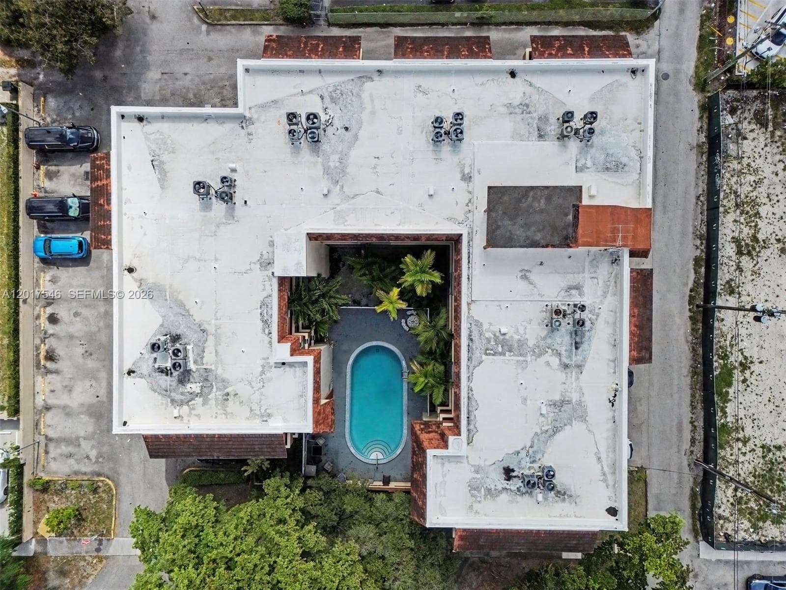 685 Miller Dr # E205, Miami Springs FL 33166 — 3
