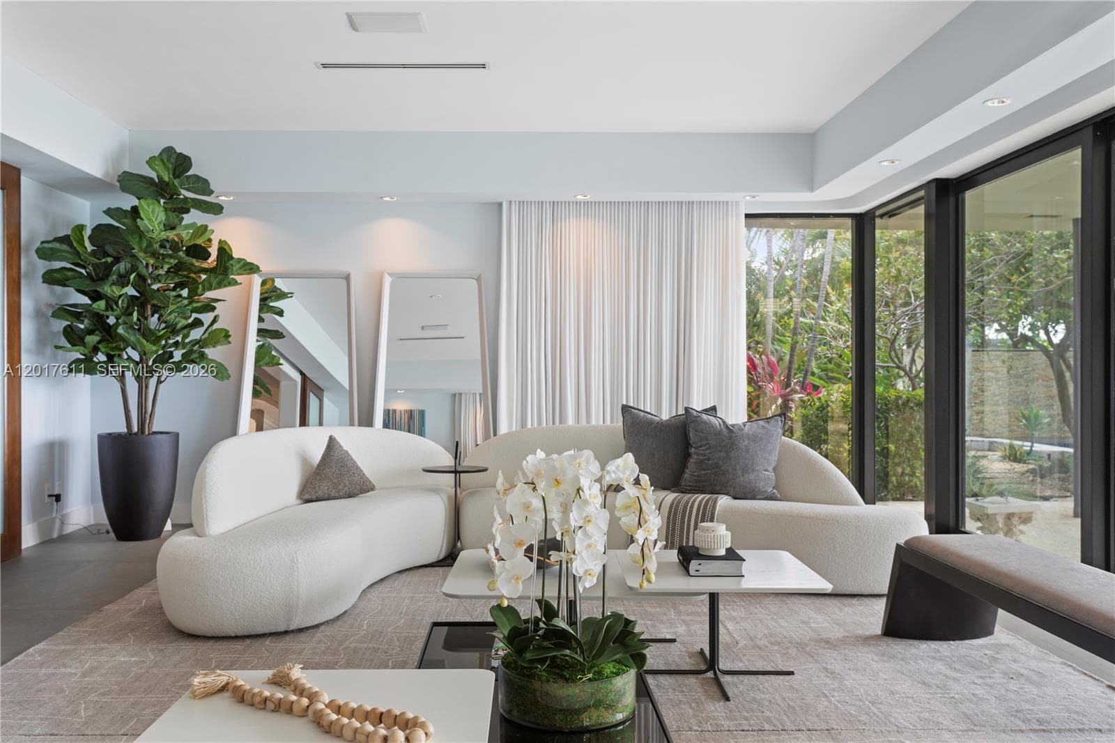 250 W San Marino Dr, Miami Beach FL 33139 — 11