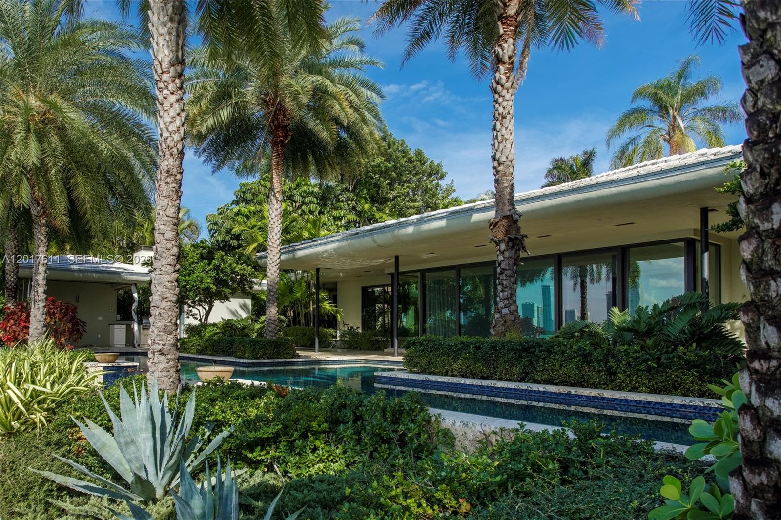 250 W San Marino Dr, Miami Beach FL 33139 — 4