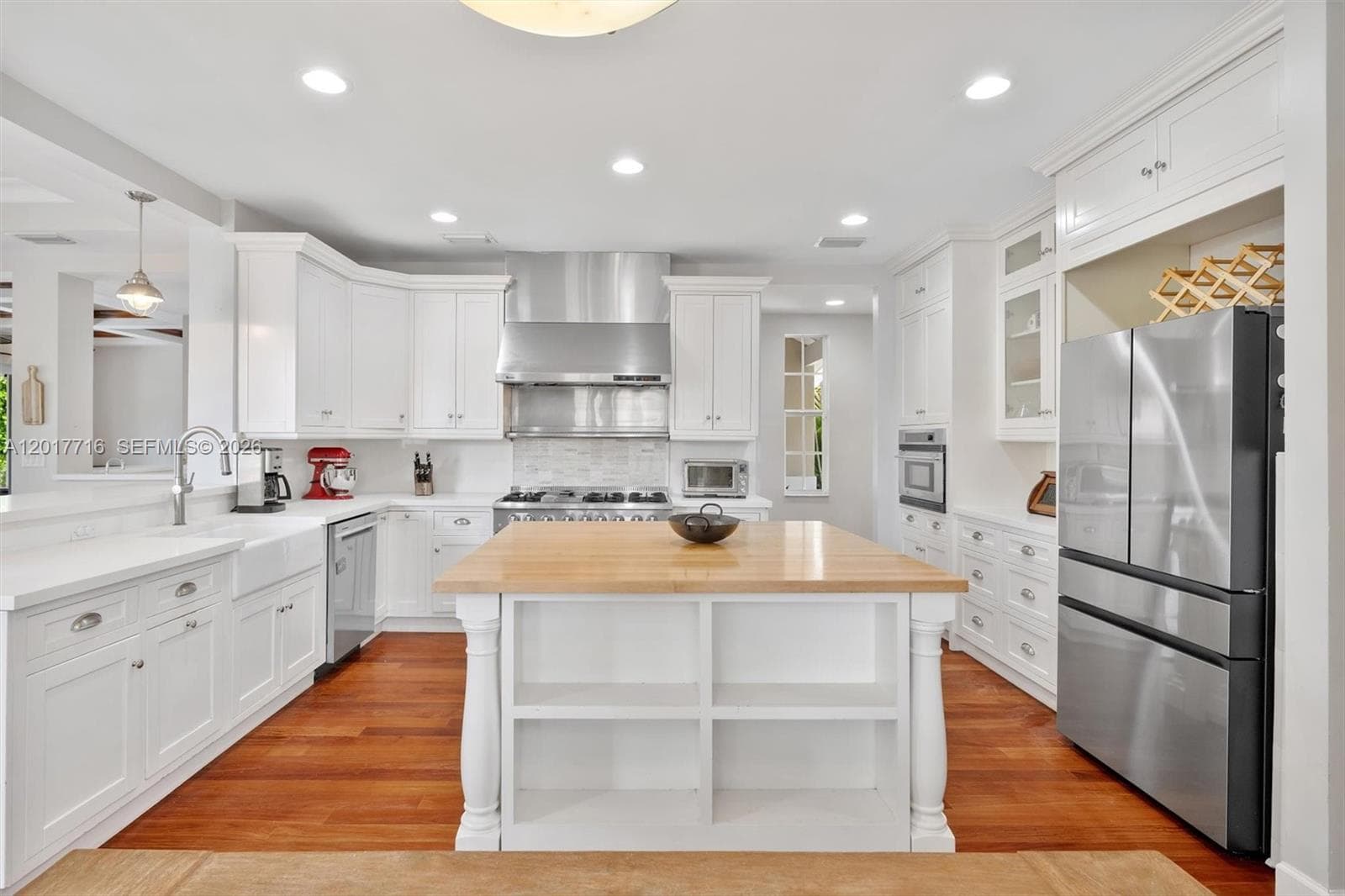 2310 Bayview Ln, North Miami FL 33181 — 24