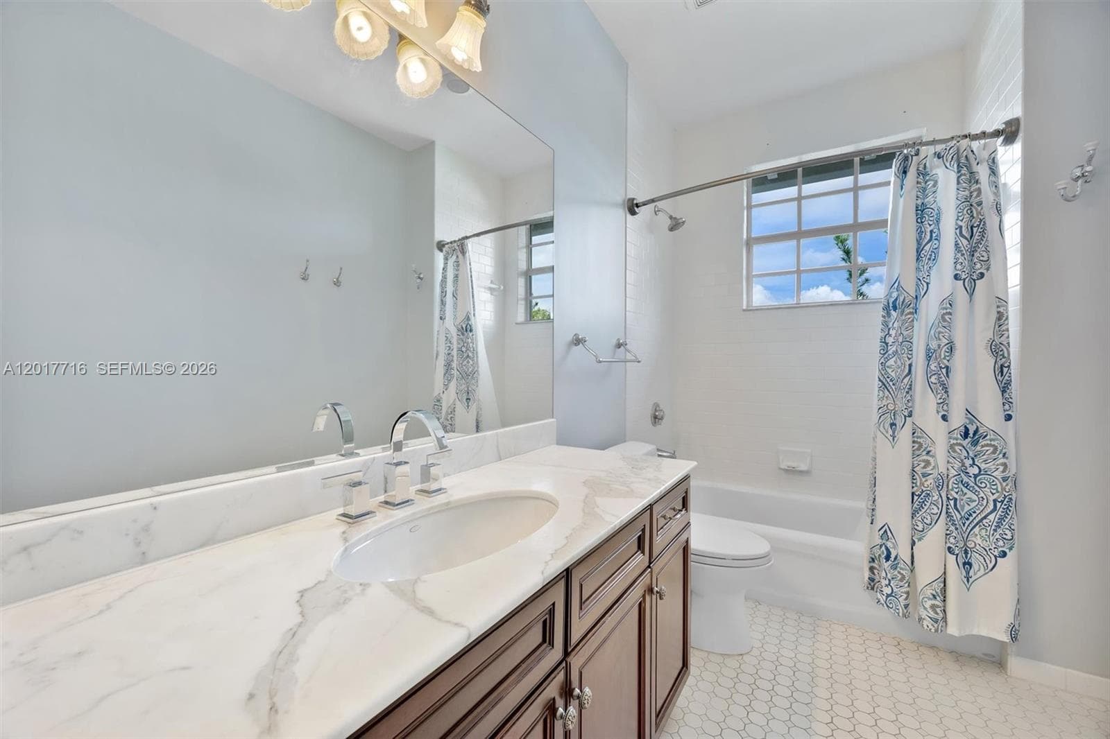 2310 Bayview Ln, North Miami FL 33181 — 58
