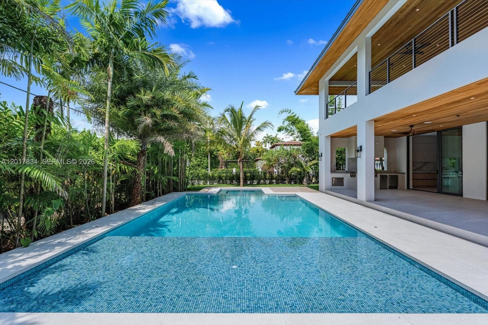 5890 SW 82nd St, South Miami FL 33143 — 5