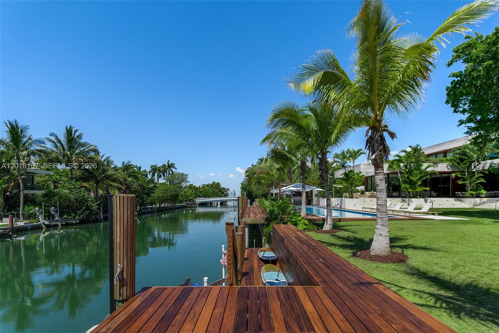 1420 W 23rd St, Miami Beach FL 33140 — 61