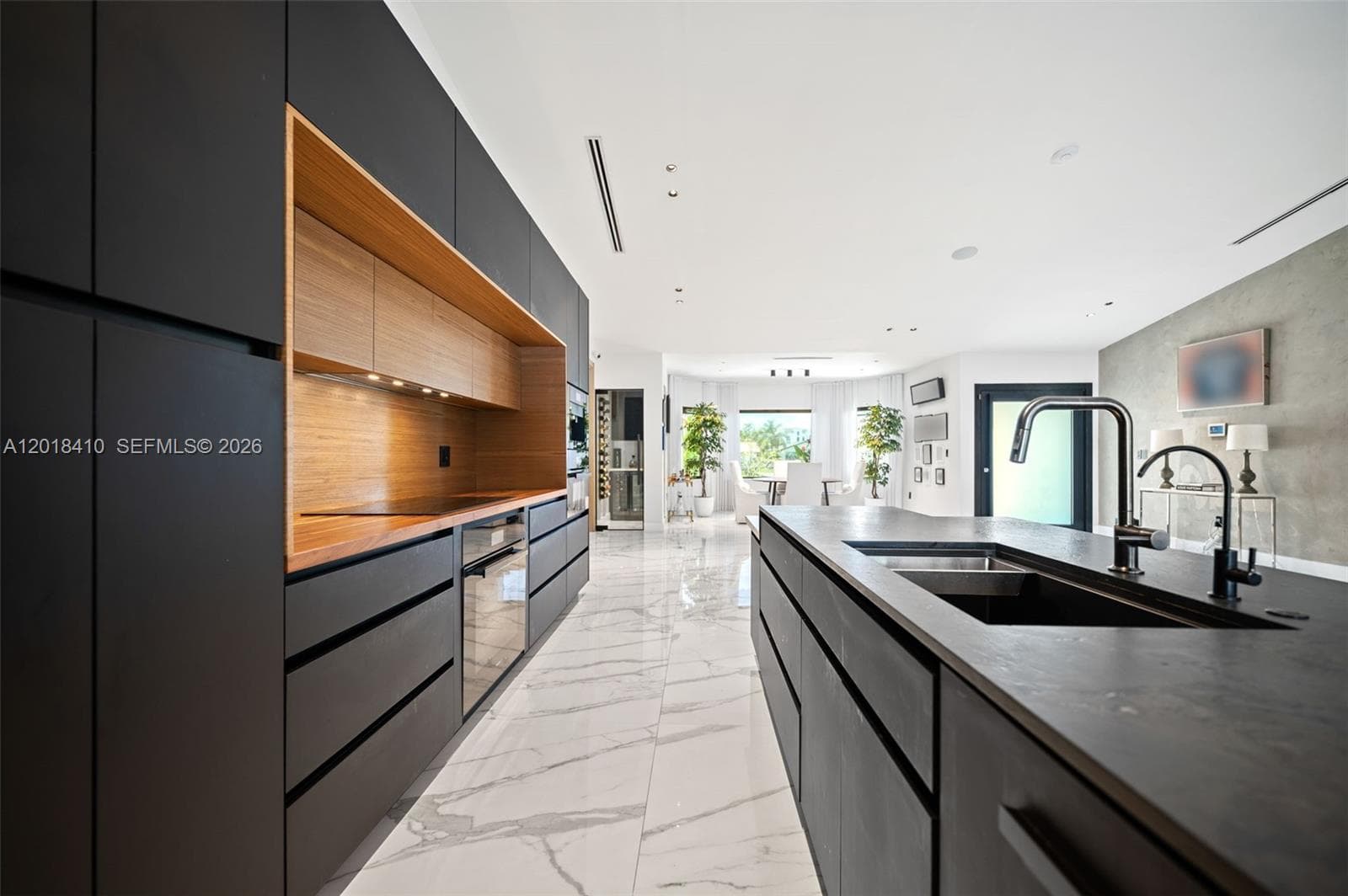 16431 NE 34th Ave, North Miami Beach FL 33160 — 6