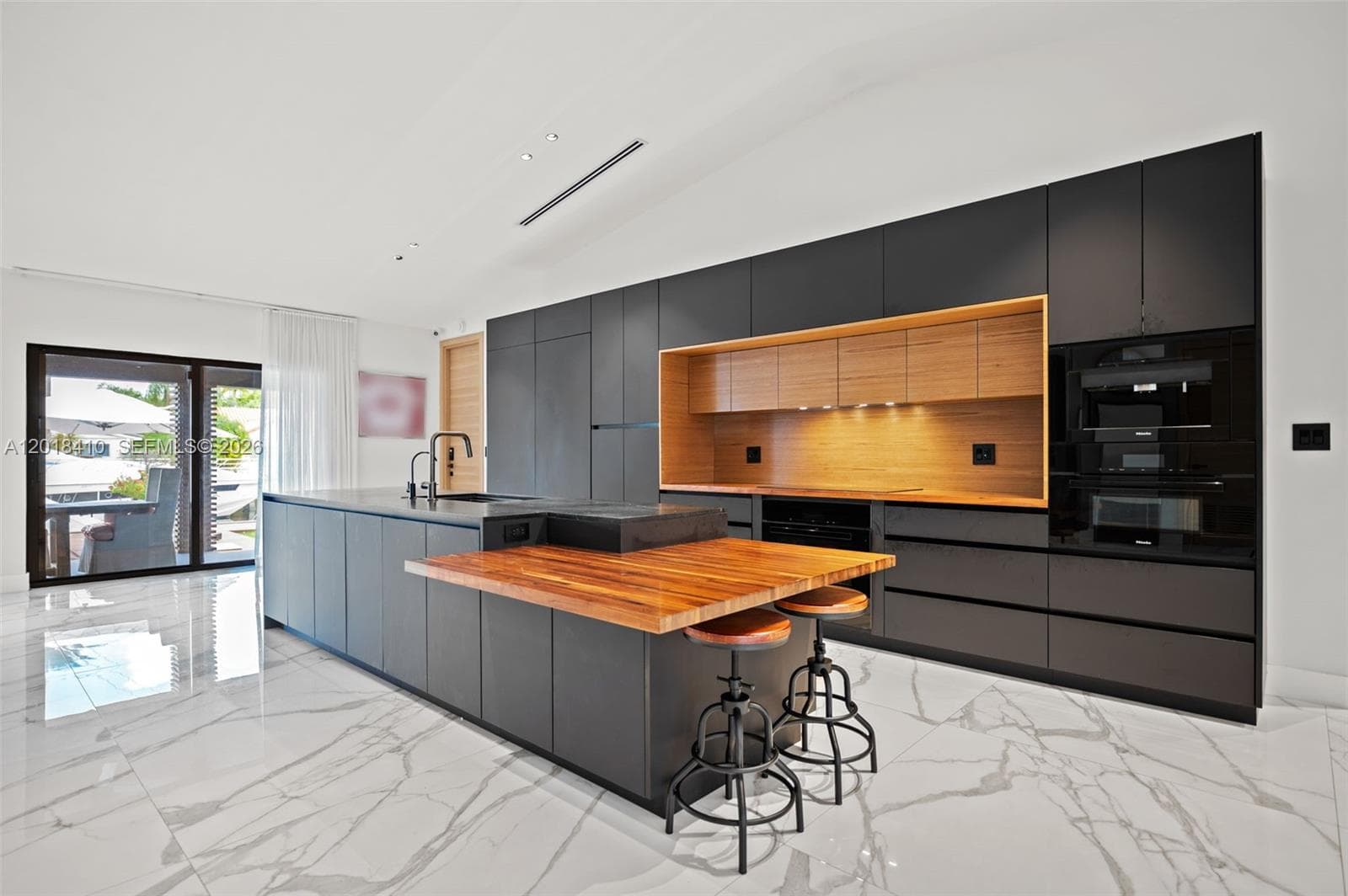 16431 NE 34th Ave, North Miami Beach FL 33160 — 9
