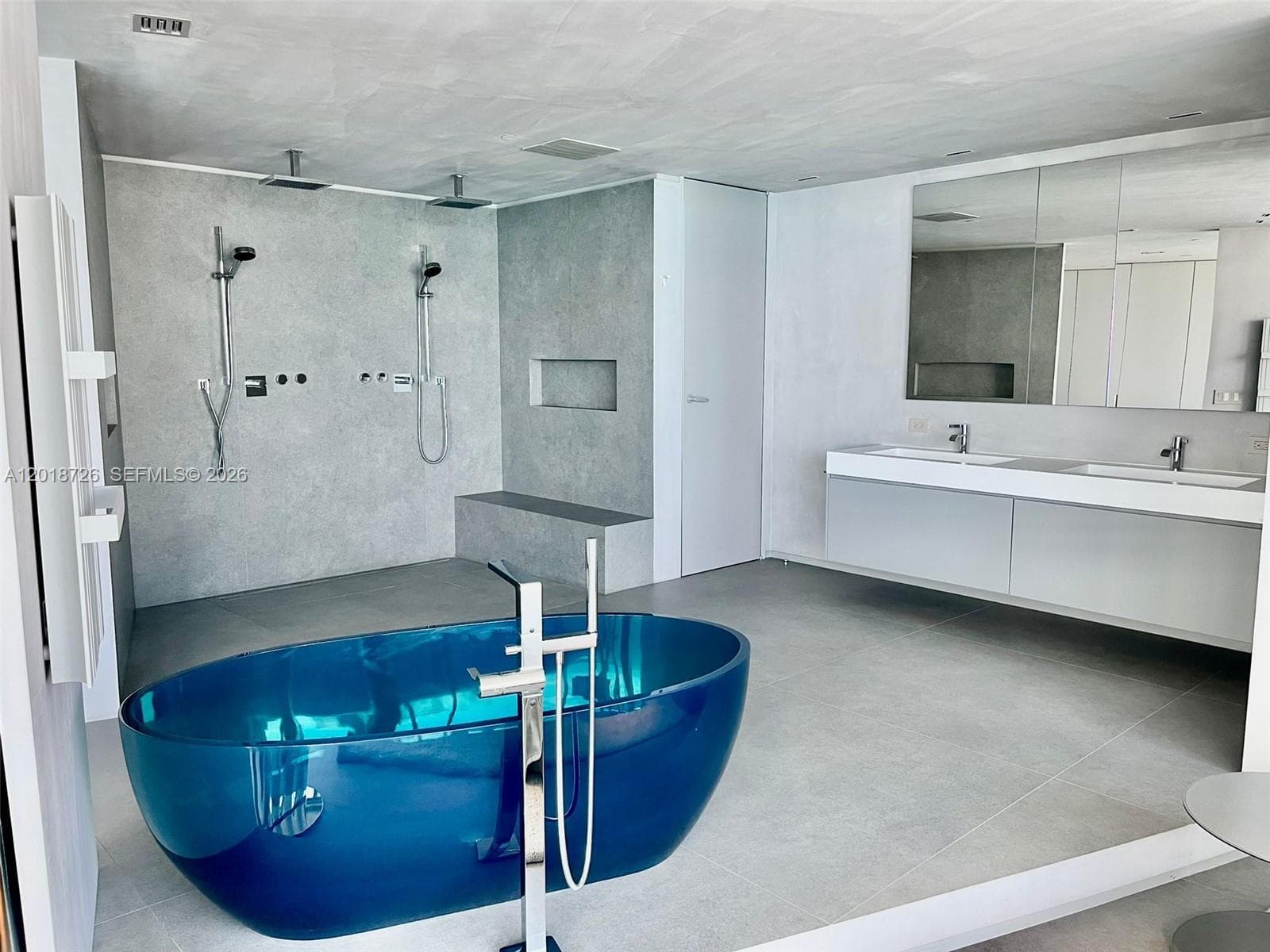 18555 Collins Ave # 3705, Sunny Isles Beach FL 33160 — 76