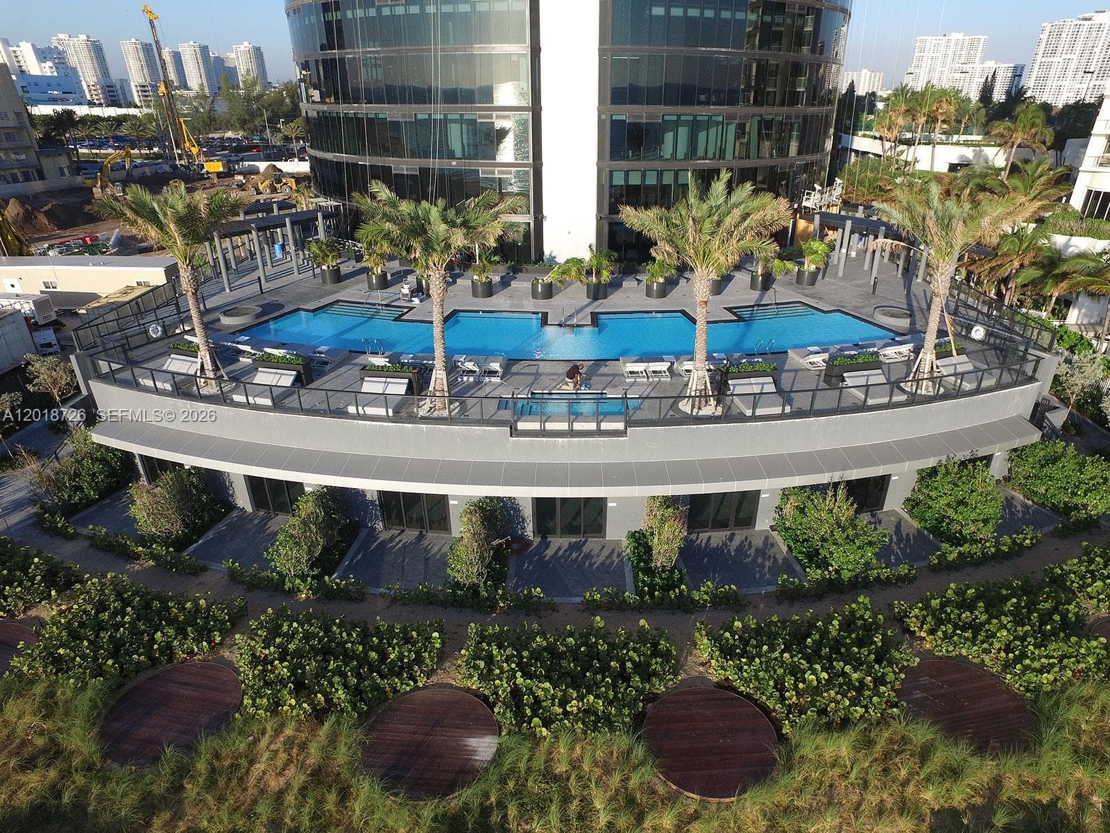 18555 Collins Ave # 3705, Sunny Isles Beach FL 33160 — 52