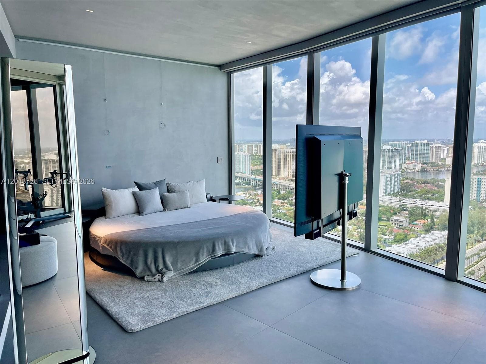 18555 Collins Ave # 3705, Sunny Isles Beach FL 33160 — 79