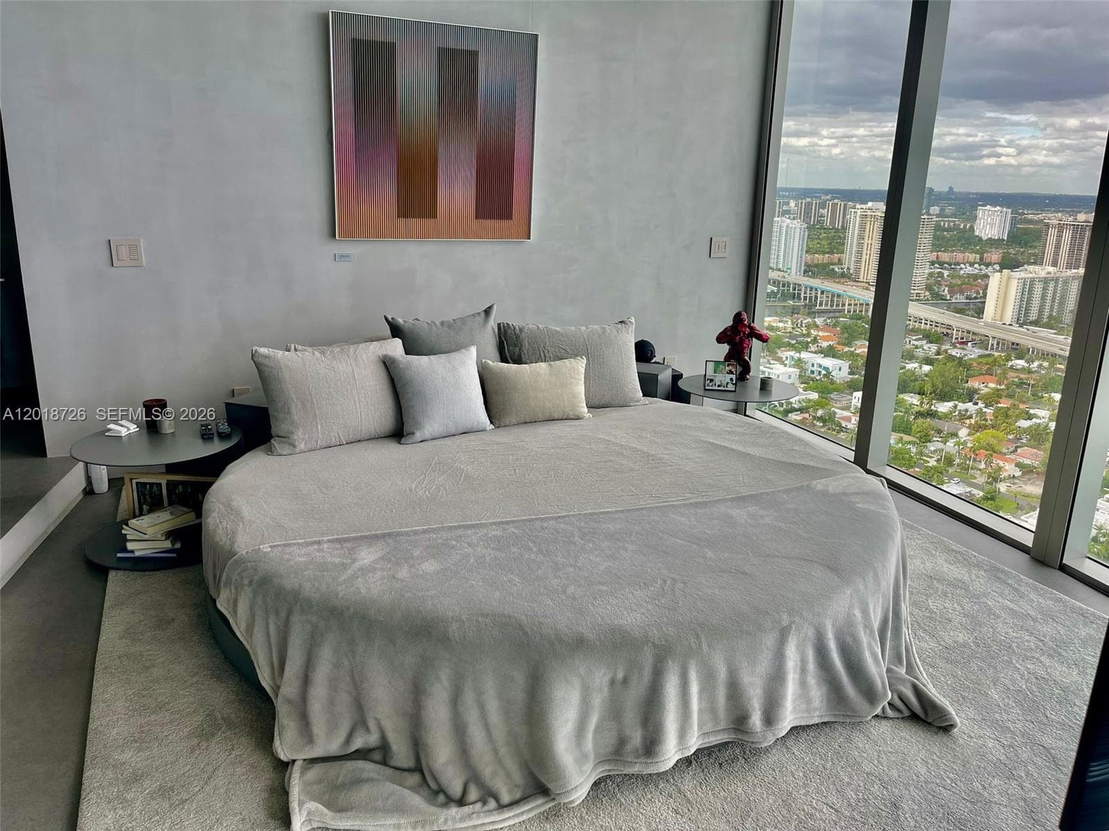 18555 Collins Ave # 3705, Sunny Isles Beach FL 33160 — 30