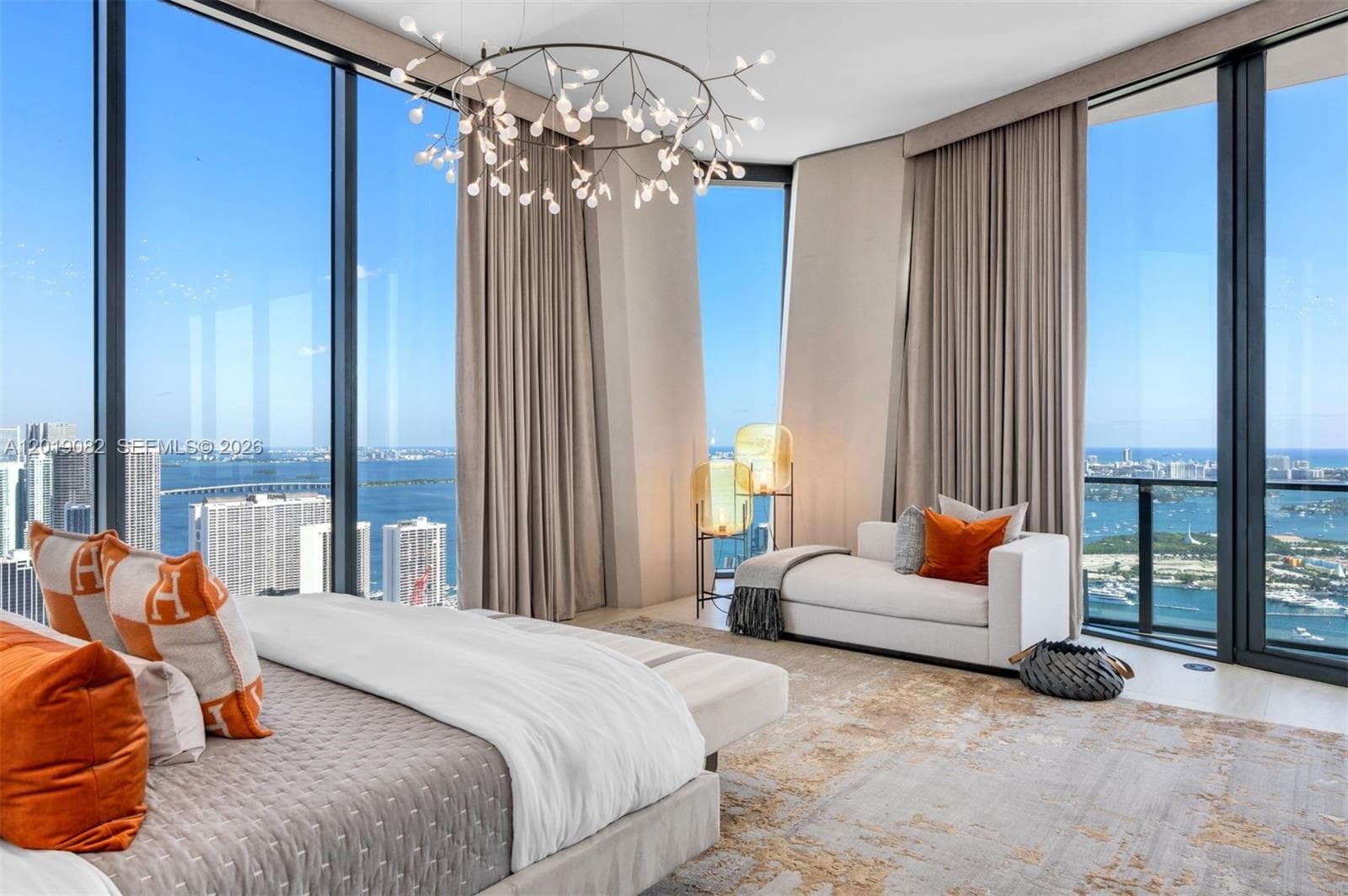 1000 Biscayne Blvd # 5101, Miami FL 33132 — 54