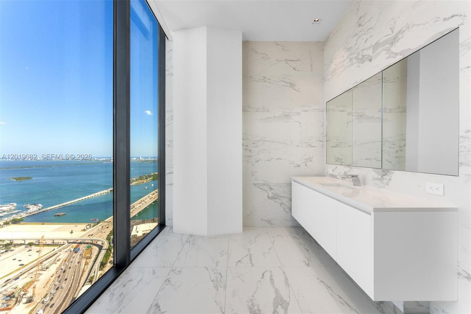 1000 Biscayne Blvd # 5101, Miami FL 33132 — 58