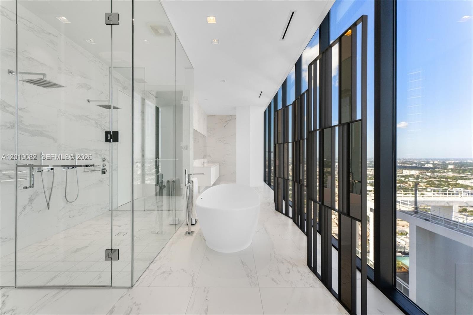 1000 Biscayne Blvd # 5101, Miami FL 33132 — 60