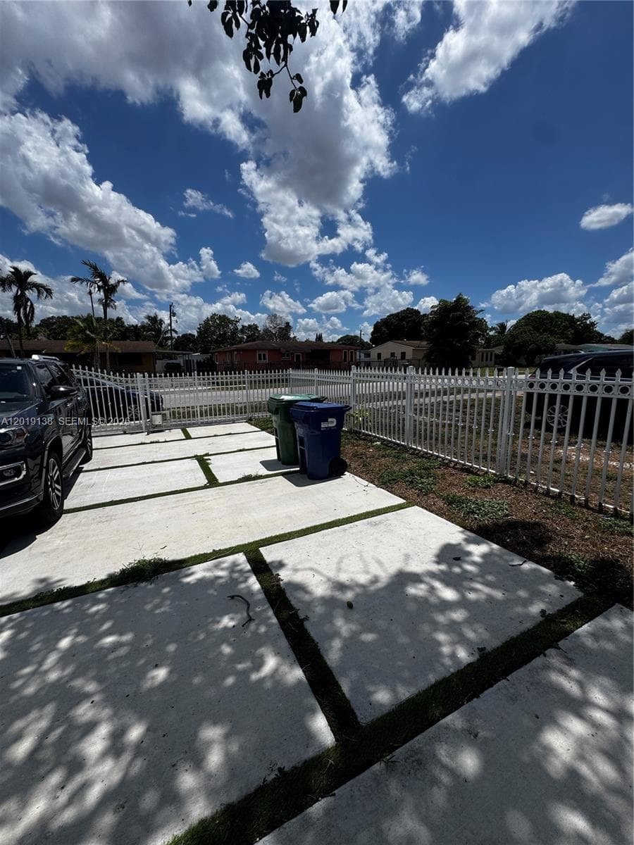 3251 NW 177th Ter, Miami Gardens FL 33056 — 2