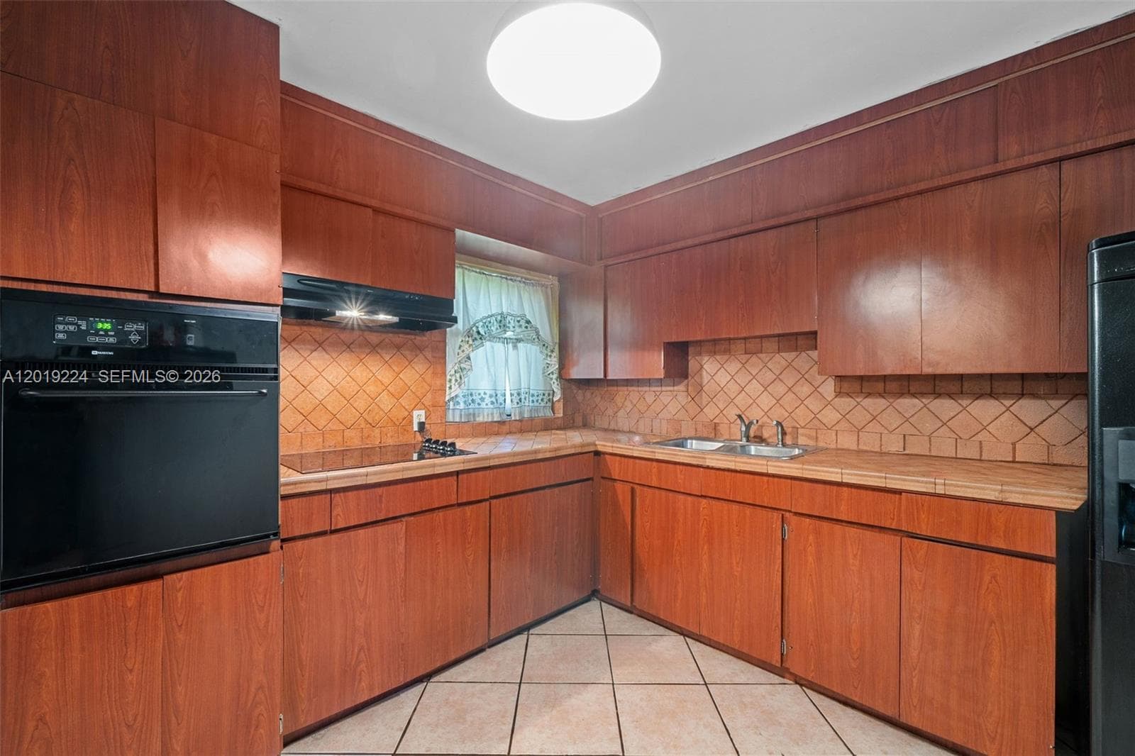 511 Dunad Ave, Opa-Locka FL 33054 — 17