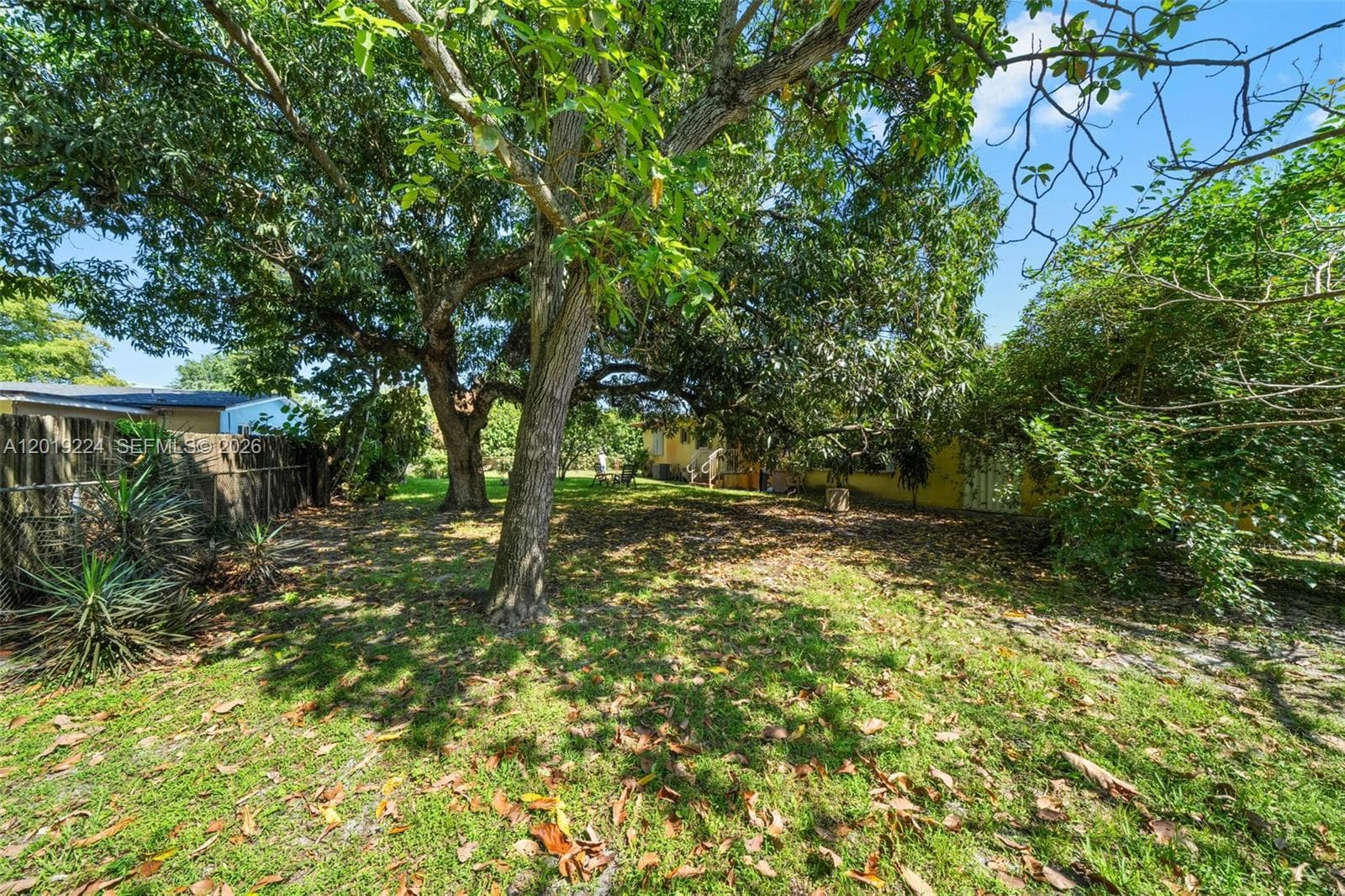 511 Dunad Ave, Opa-Locka FL 33054 — 38