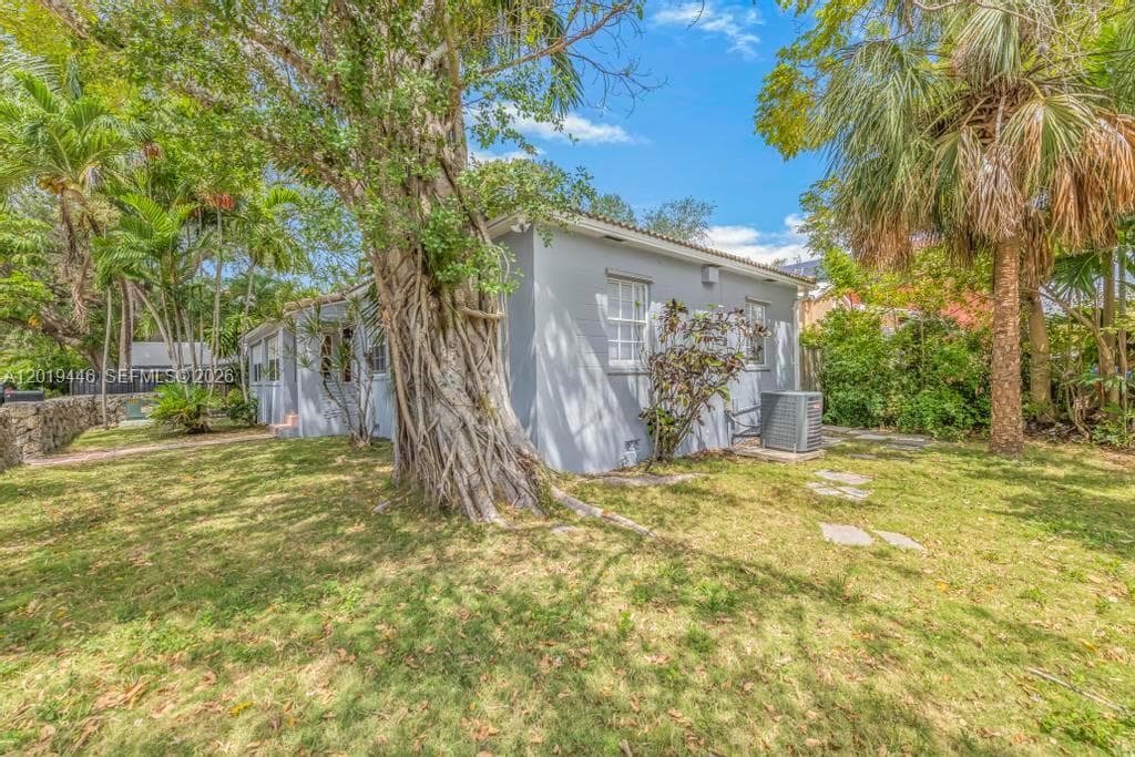 2301 Tequesta Ln, Coconut Grove FL 33133 — 25
