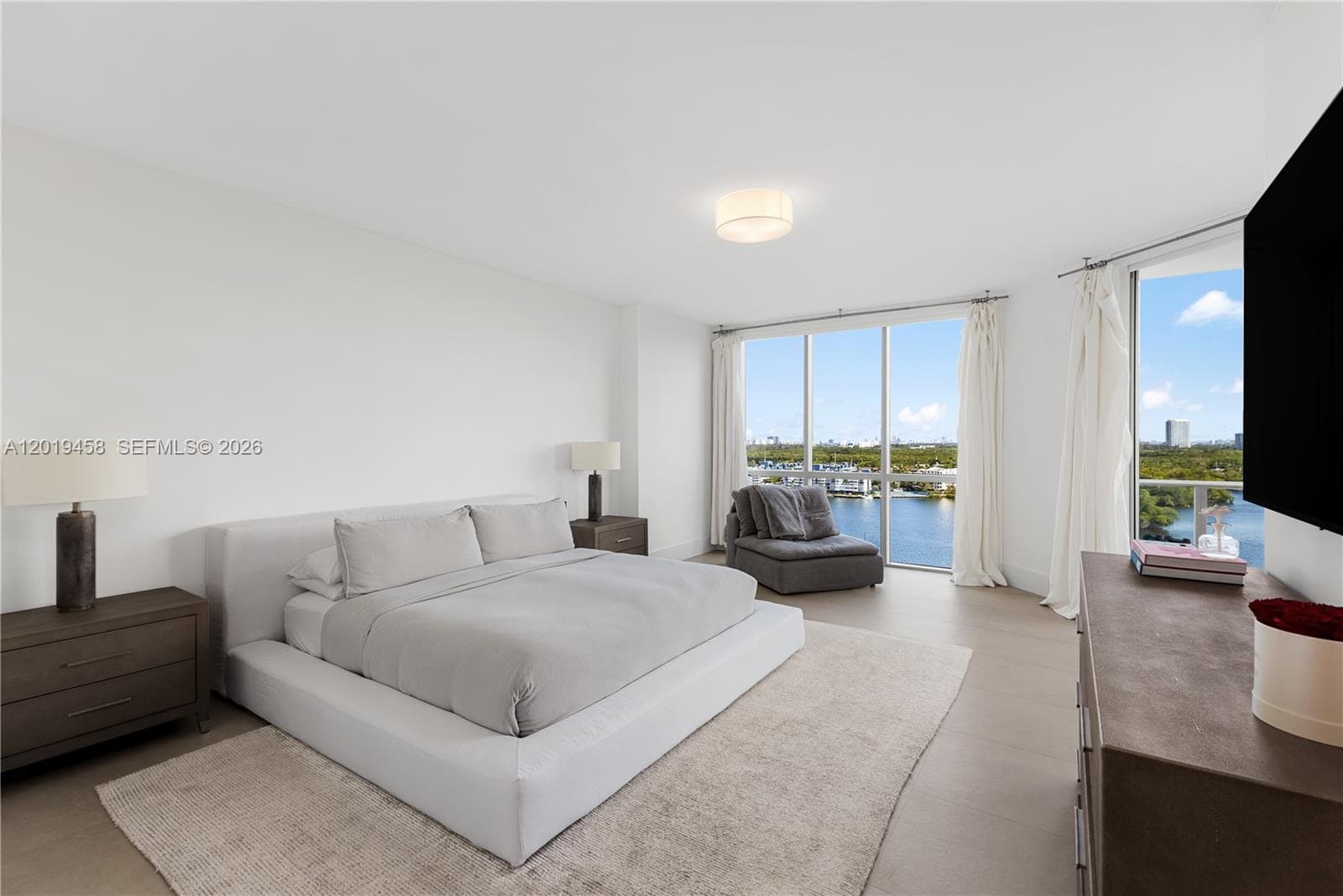 17111 Biscayne Blvd # 1406, North Miami Beach FL 33160 — 13